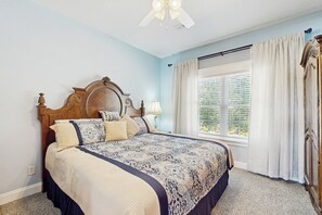 House (2 Bedrooms) | Interior - Mtn Views! Romantic Rural Retreat in Seymour (Seymour)