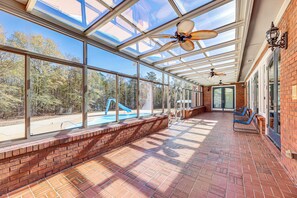 Apartment (2 Bedrooms) | Interior - Fishing Pond On-site! Lagrange Apt on 33 Acres (LaGrange)