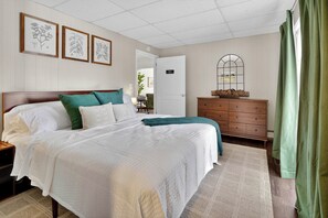 House (3 Bedrooms) | Interior - Riverfront Home w/ Tranquil Views in Schaghticoke (Troy)