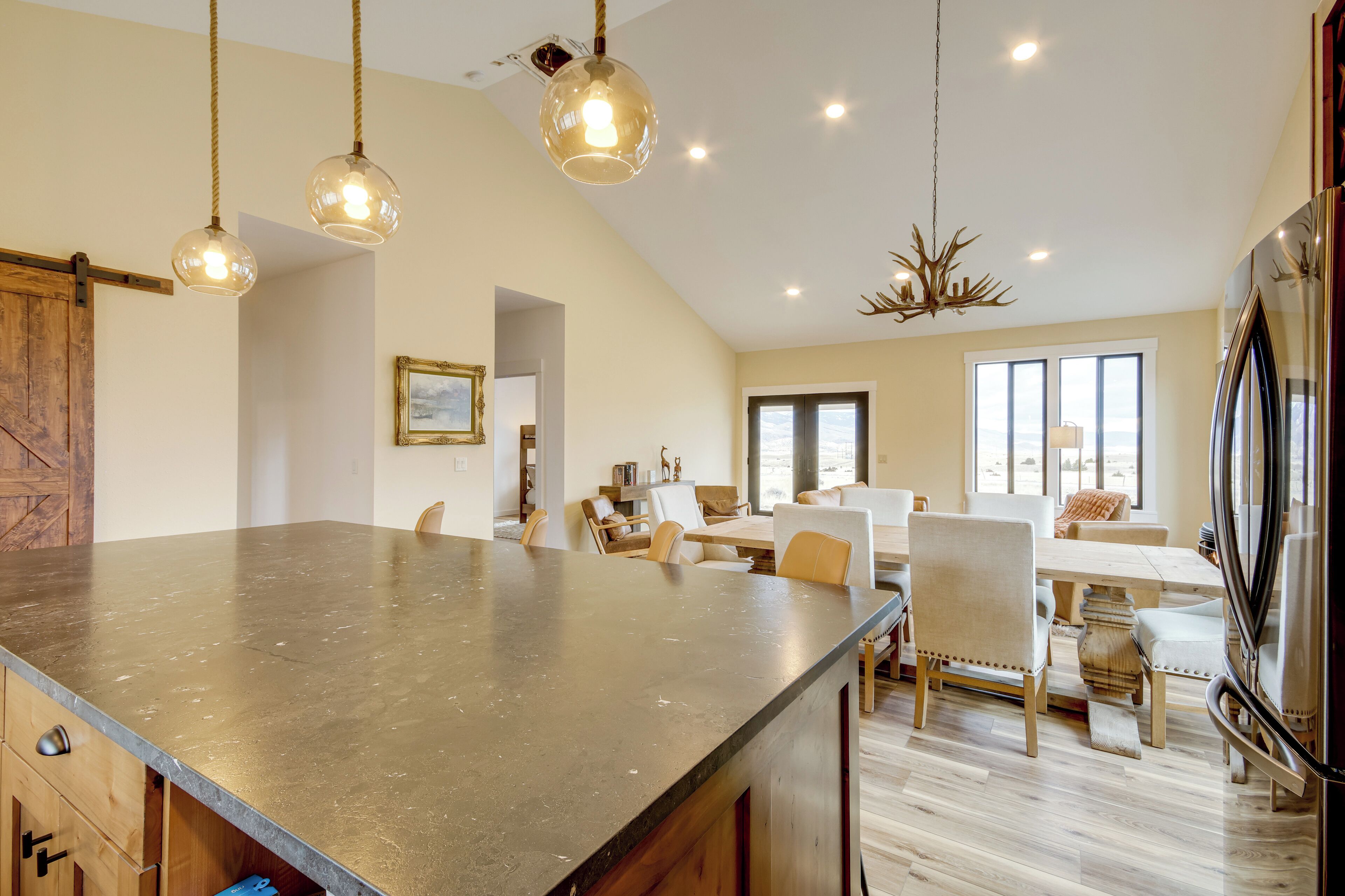 Casa (2 Bedrooms) | Interior