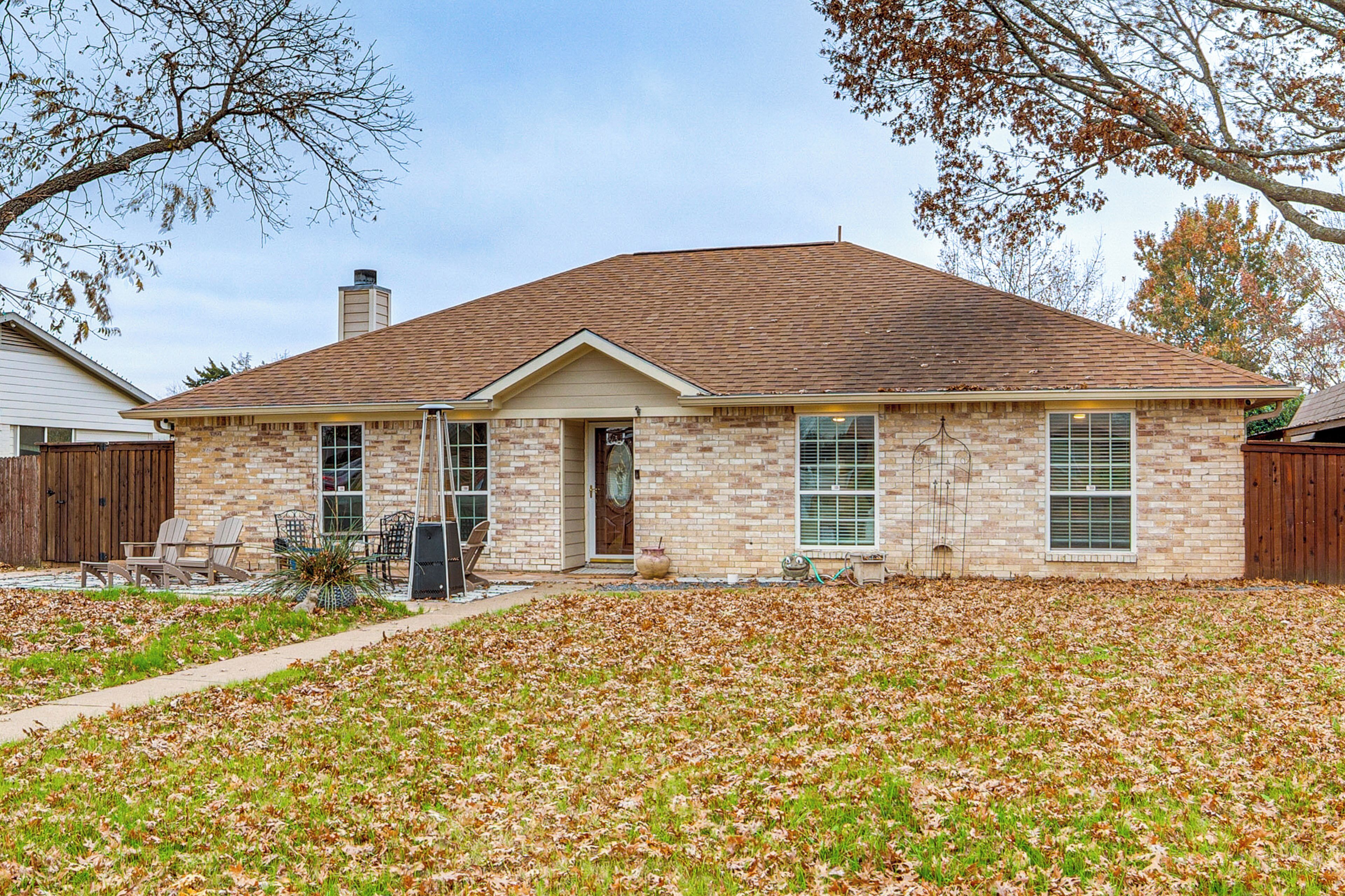 House (3 Bedrooms) | Front of property