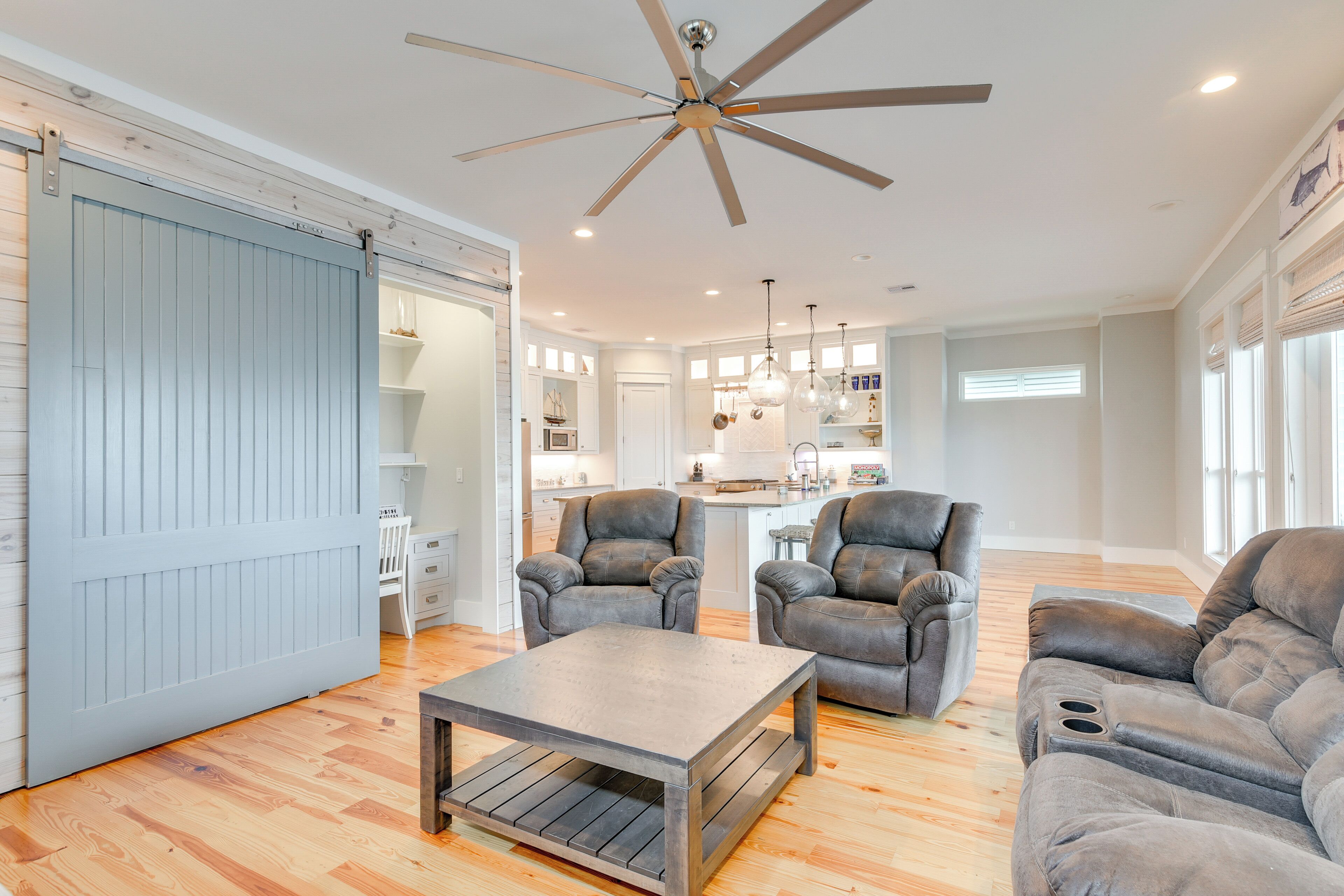 House (3 Bedrooms) | Interior