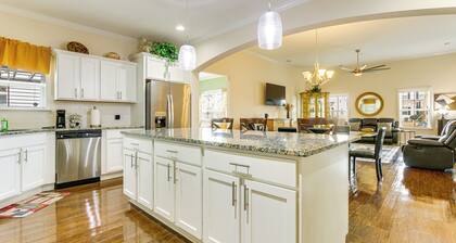 Community Pool! Family-friendly Savannah Retreat