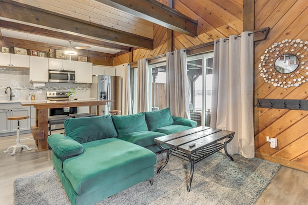 Family Friendly! Waterfront Grove Gem W/ Fire Pit - Grove