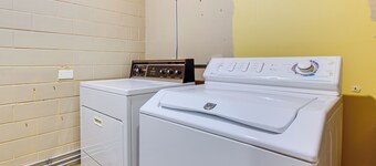 Unique Studio in Downtown Lebanon, Pets Welcome!