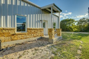 Interior - 8 Mi to Gulf! Newly Built Townhome in Matagorda (Matagorda)