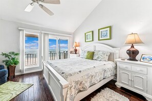 2 bedrooms, free WiFi, bed sheets - Welcome to Ocean Mile G-4! (St. George Island)