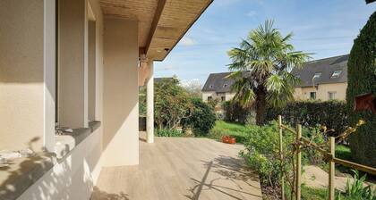 Holiday Home "Maison Sarah" with Private Terrace, Garden and Wi-Fi