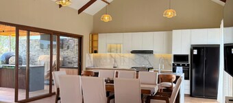 HOP Paradise Modern Luxury Near the Beach