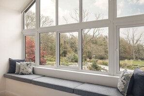 House | 1 bedroom, Internet - The Lookout With 1 Bedrooms and 1 Bathrooms (Grange-over-Sands)