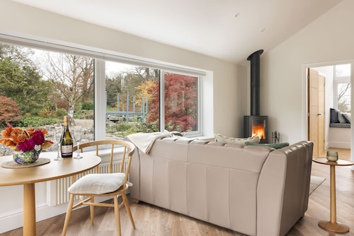 The Lookout With 1 Bedrooms and 1 Bathrooms