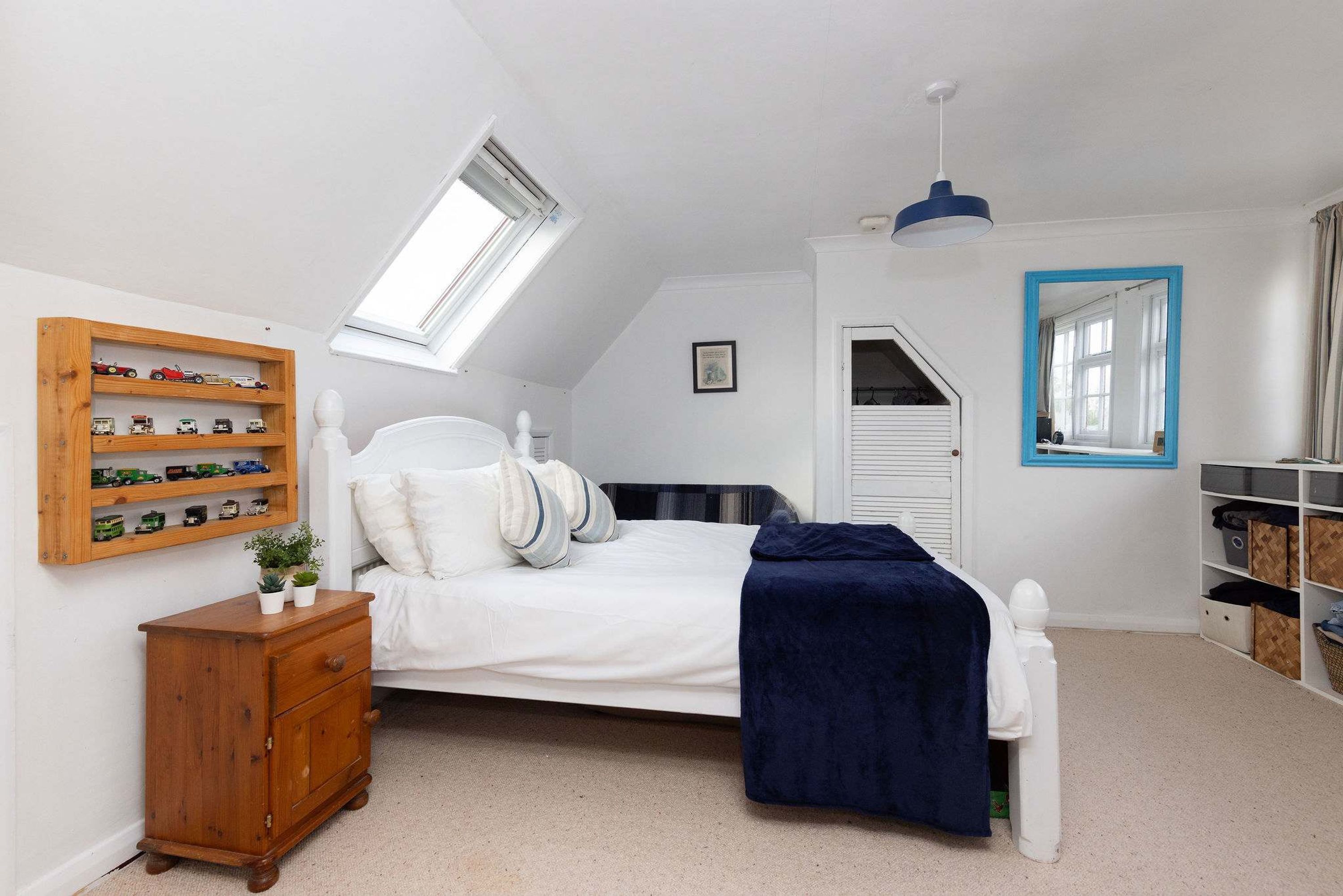 Σπίτι | 3 υπνοδωμάτια, ίντερνετ 