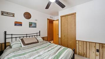 Rumah, 3 kamar tidur | 3 kamar tidur, ruang kerja ramah laptop, dan Wi-Fi gratis