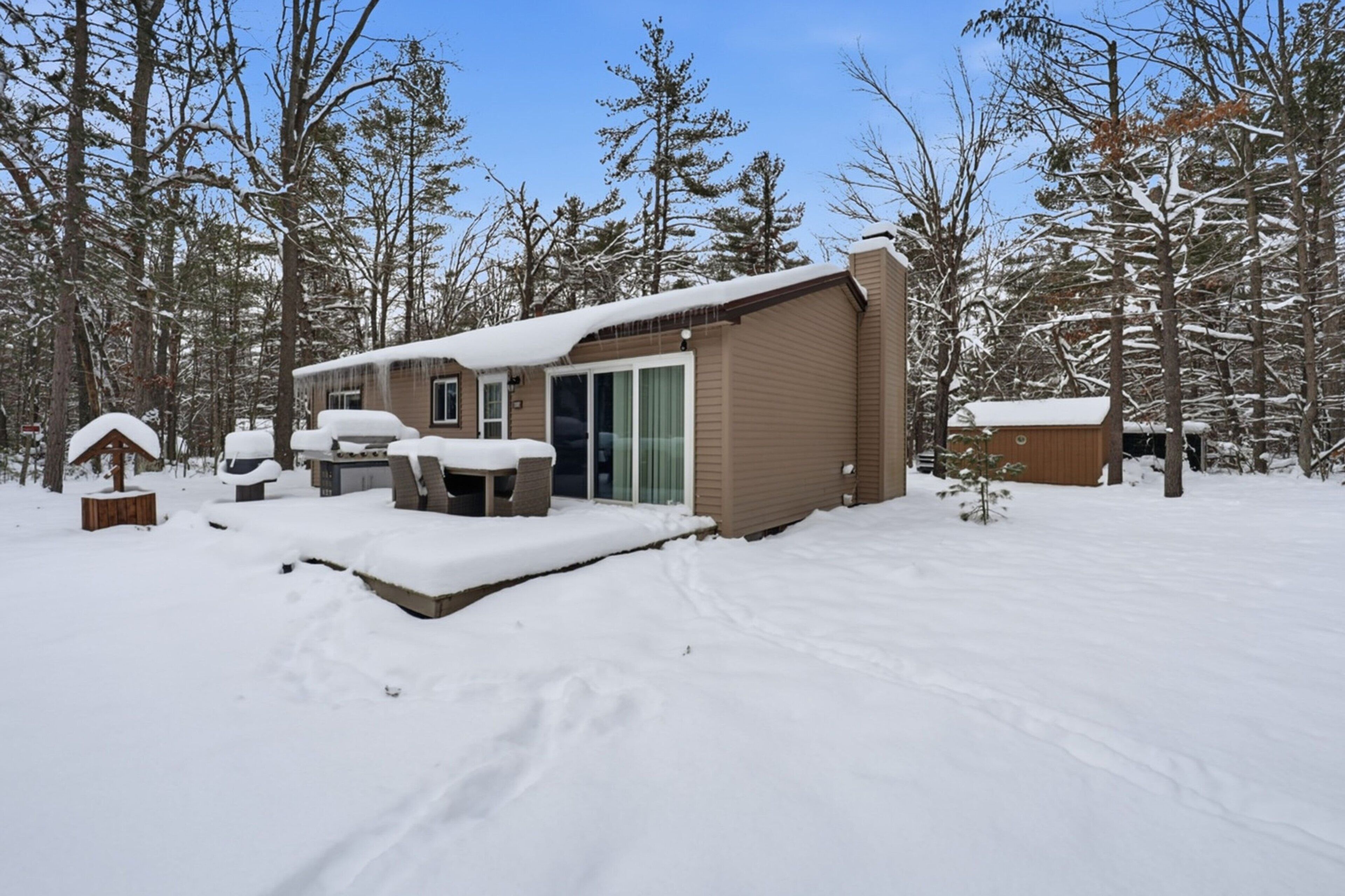 House, 3 Bedrooms | Exterior