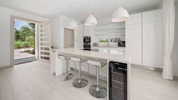 Villa, 3 Bedrooms | Private kitchen | Fridge, oven, coffee/tea maker, toaster