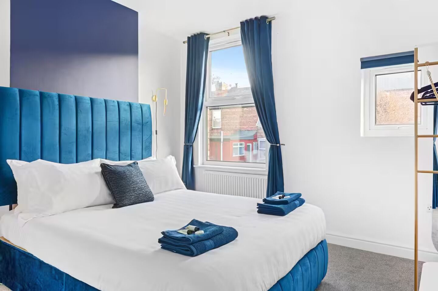 2 chambres, fer et planche à repasser, lit parapluie, Wi-Fi gratuit