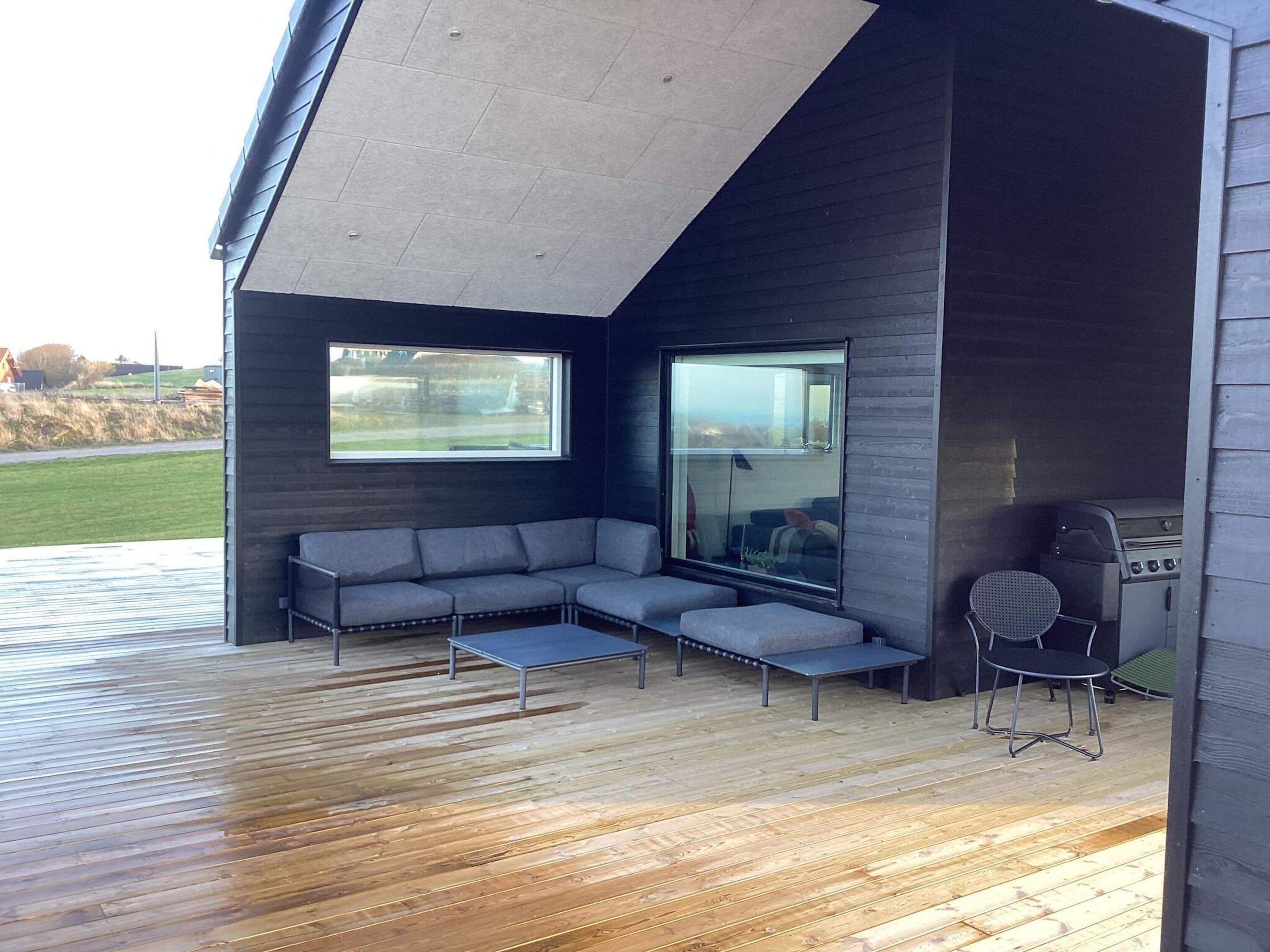 House | Terrace/patio