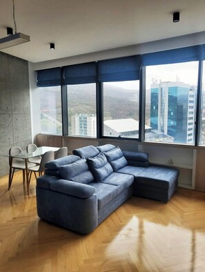 Living area - Axis Towers Executive 1BR with City Views 28+ Night Stays (T'bilisi)