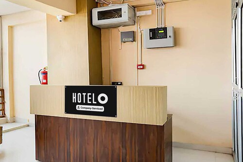 Hotel O Mankapur Stadium Bus Terminal