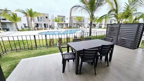 Outdoor dining - Sea Breeze -T44- Townhouse (Punta Chame)
