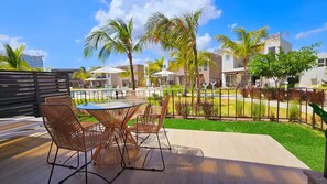 Outdoor dining - Casa Caracol Poolside Home Playa Caracol Tides 41 (Punta Chame)