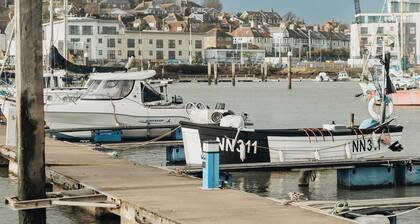 5 Mariners Wharf