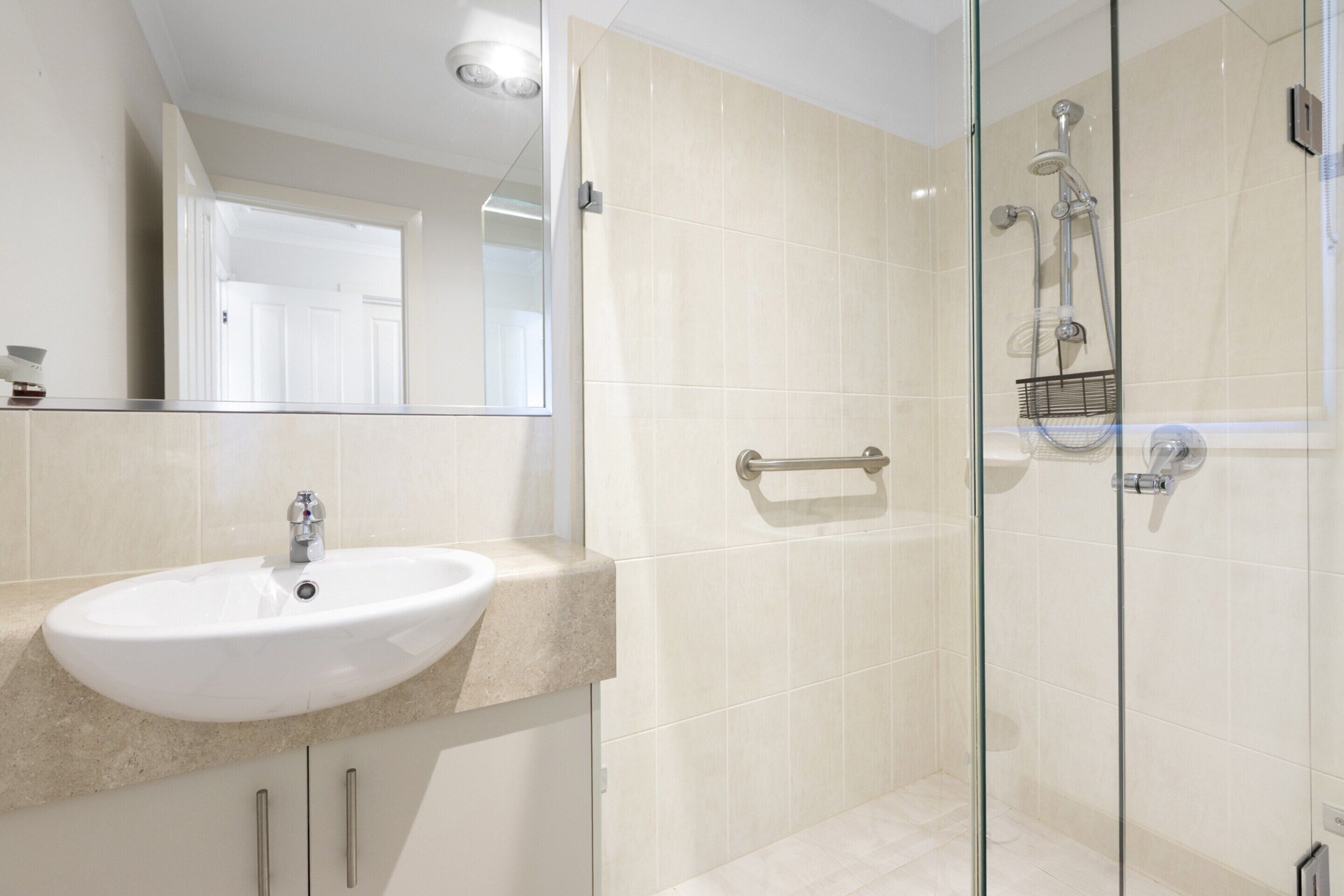 Apartment | Bathroom | Towels