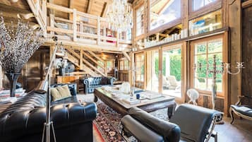 Chalet | Bahagian dalam