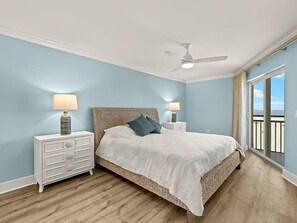 2 bedrooms, Internet, bed sheets - Amazing Beachside Retreat - Sayana (Sanibel)