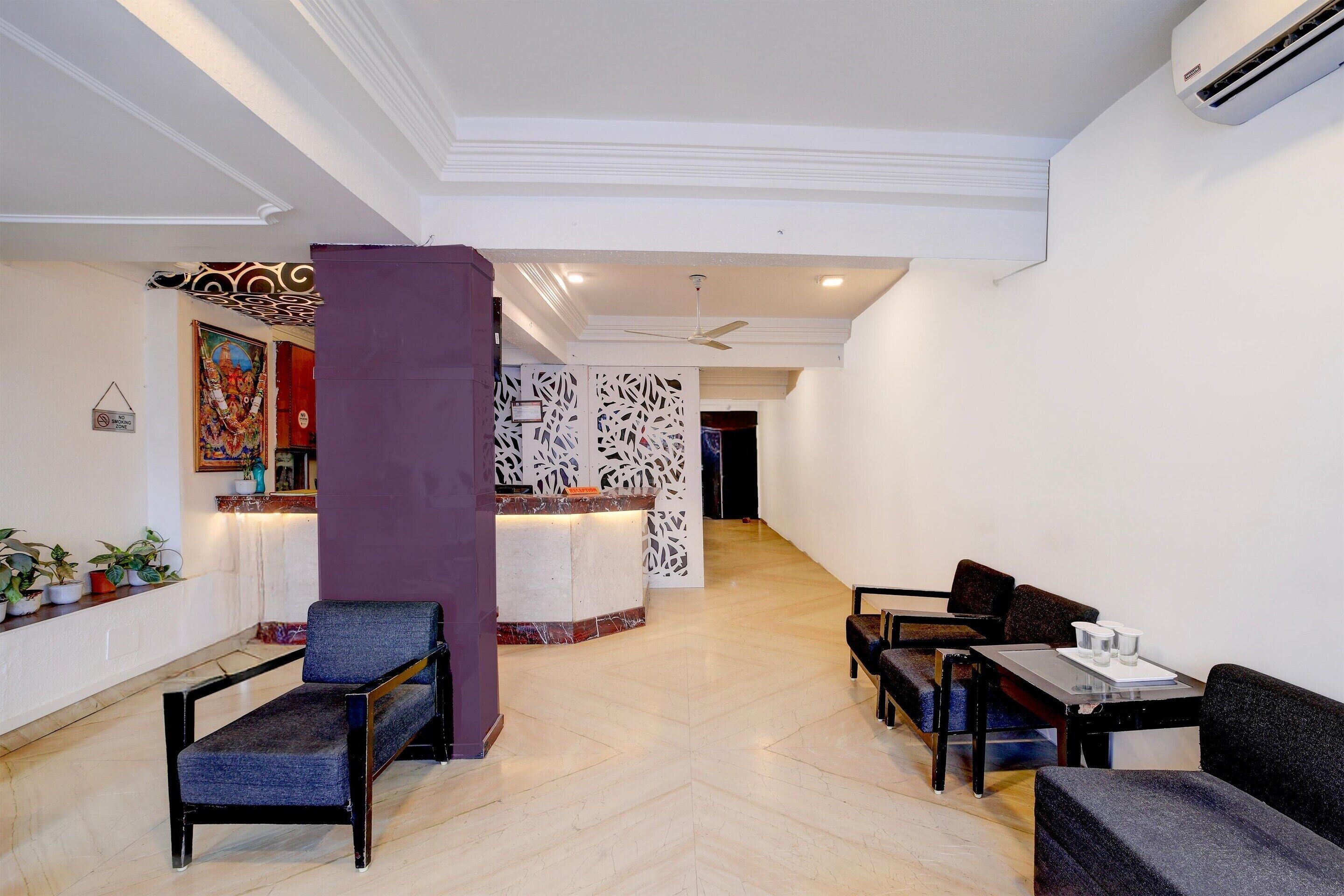 Maison | Hall