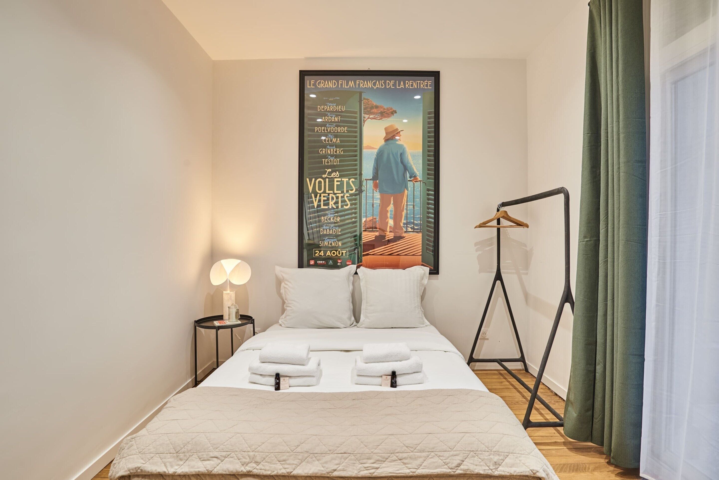 Lägenhet | 2 sovrum, arbetsyta för laptop, strykjärn/strykbräda och sängkläder