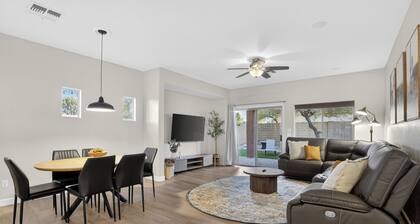 Heated Spool Getaway Near Goodyear Ballpark & Entertainment!