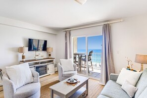 Smart TV - Seacrest 703 - 1 BR | Gulf Front | Sleeps 5 (Gulf Shores)