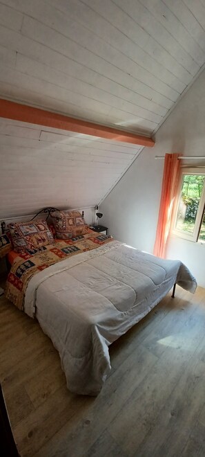 Ferros/tábuas de passar roupa, roupa de cama