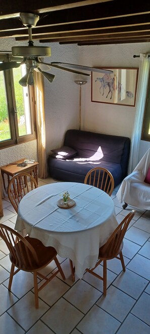 Interior - IN THE HEART OF A NATURE PARK, THIS GITE COMBINES SUBLIME VIEWS WITH A RELAXING SETTING (Sauliac-sur-Célé)