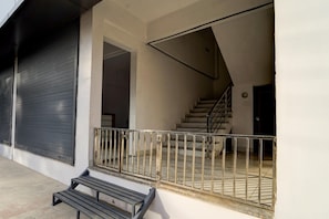 Ảnh chưa phân loại, 4 trong số 27 ảnh, nút