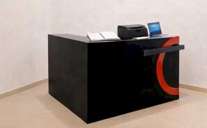 House | Meja sambut tetamu