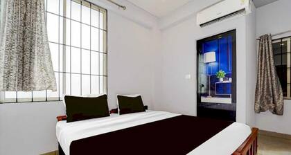 Collection O Rajagiri Hospital Aluva East