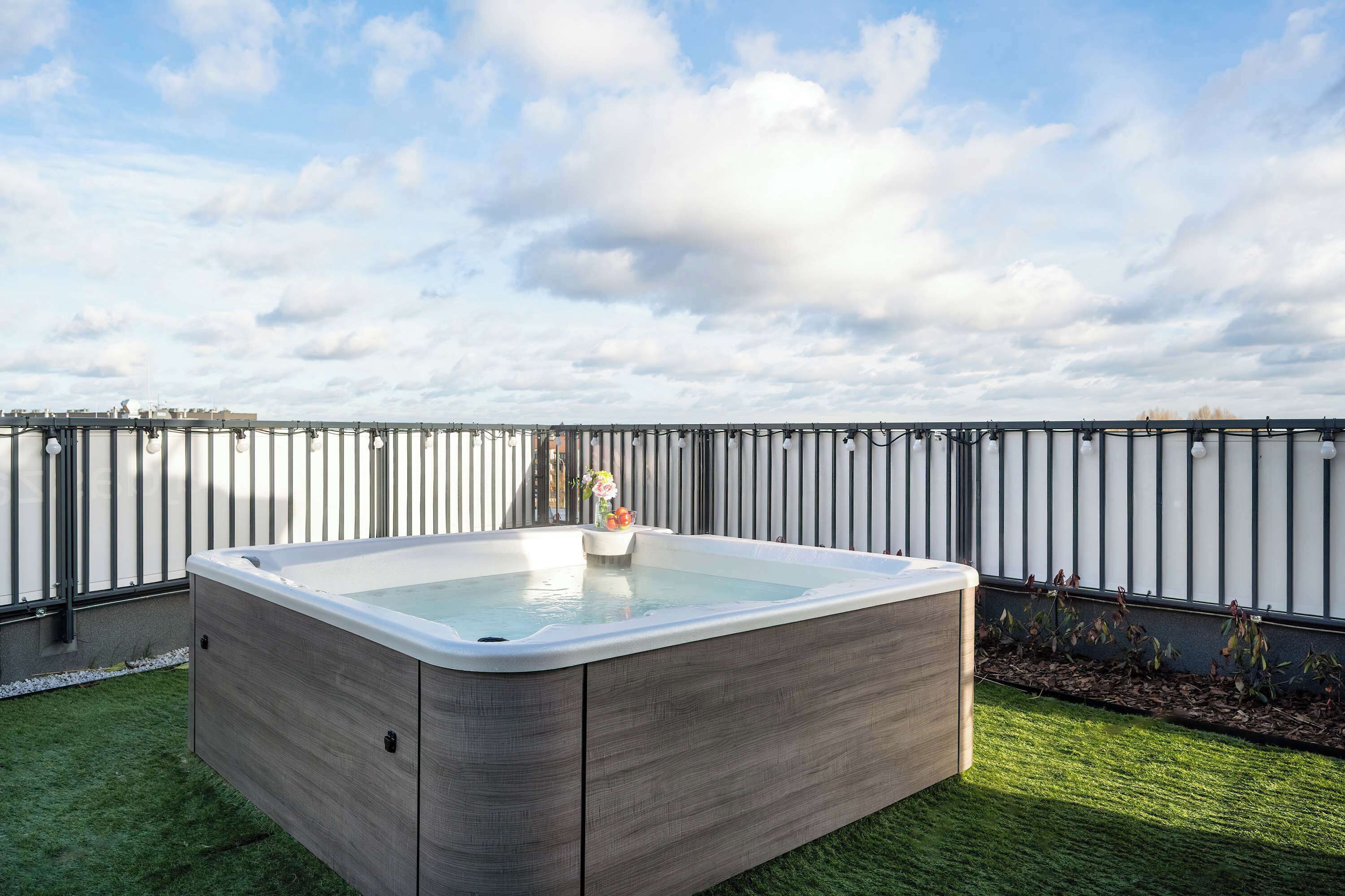 Baignoire à remous extérieure