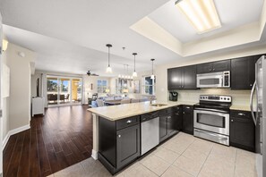 Fridge, microwave, oven, stovetop - *Ariel Dunes II 110 Beach access*Pools* (Miramar Beach)