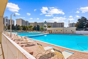 A heated pool - *Ariel Dunes II 110 Beach access*Pools* (Miramar Beach)