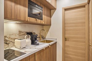 Apartment | Eigene Küche | Kühlschrank, Mikrowelle, Herdplatte, Geschirrspüler