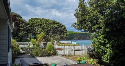 Sunset Shores at Titahi Bay by Aotearoa Escapes