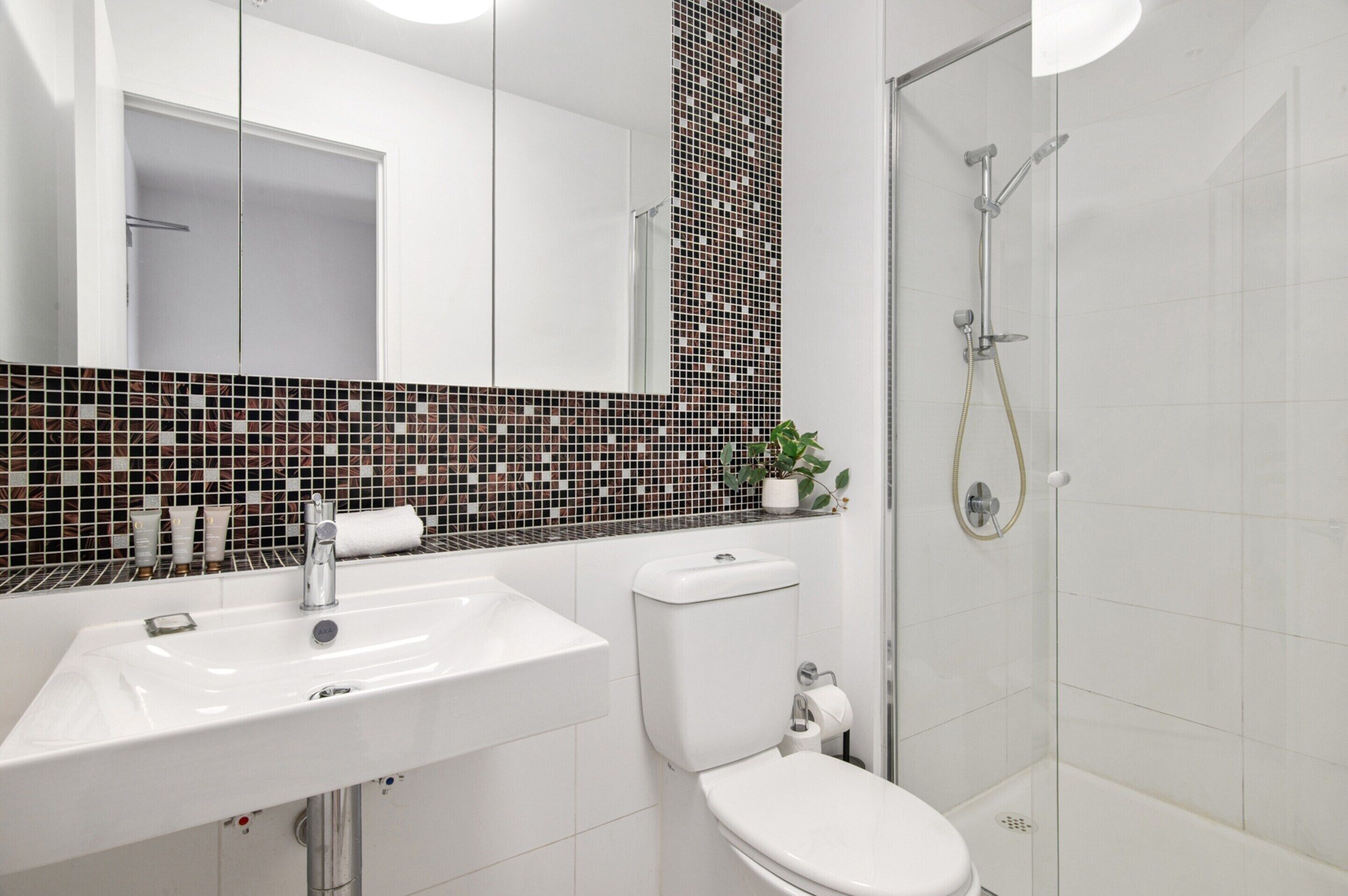Apartment | Bathroom
