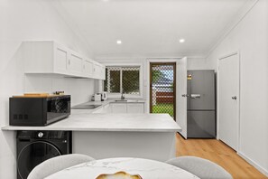 Apartment | Private kitchen - Relaxing Retreat With Spacious Outdoor Area (Newcastle)