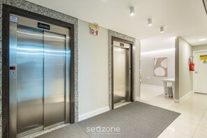 Basic Apartment | Interior - 2 Bdrm apt 250m From the Beach in Center Sdc0601 (Balneário Camboriú)