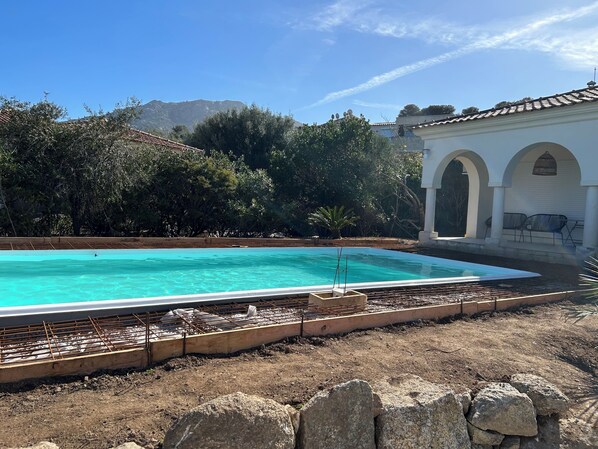 Pool - Comfortable house with swimming pool (Lumio)