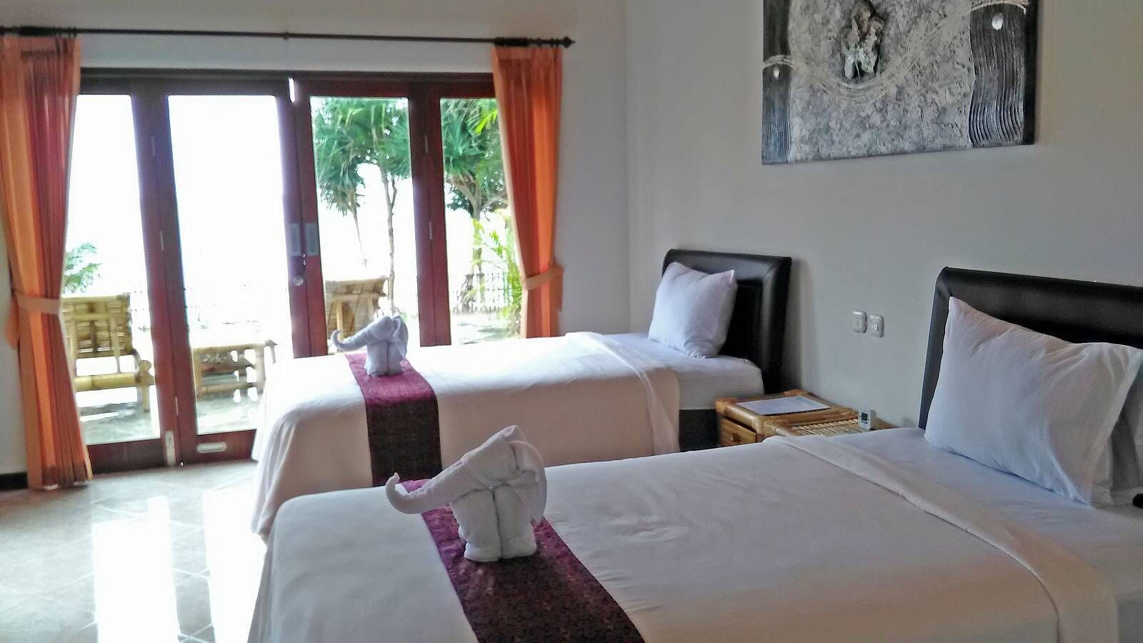 4 bedrooms, WiFi, bed sheets