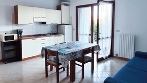 Unclassified image, 3 of 20, button - Apartment With Terrace and Pool (Cavallino-Treporti)