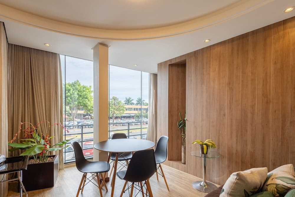 Modern apt in Sudoeste w/ A/C & Wi-fi Cls0101